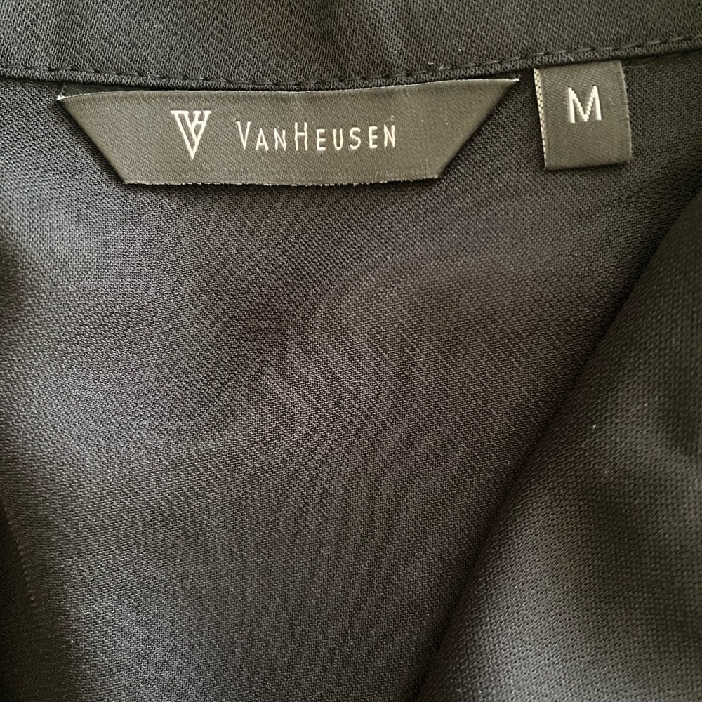 Van Heusen Black Blouse Size M Business Casual Work Top NWOT - Picture 3 of 5